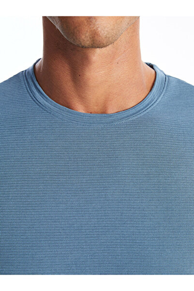 LC Waikiki Ανδρικό κοντομάνικο μπλουζάκι με λαιμόκοψη