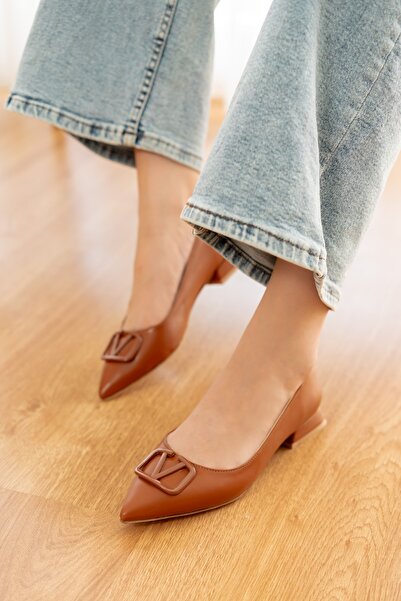 DİVOLYA Ala Taba (3 cm Heels) V Buckle Pointed Toe Heeled Shoes