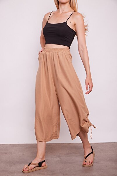 Jument Παντελόνι με ψηλόμεσο και φαρδύ πόδι από βισκόζη που δεν εμφανίζεται εσωτερικά - Camel