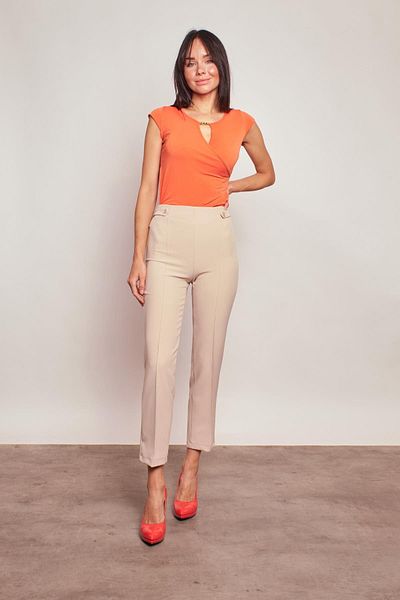 Jument Pantaloni de damă cu talie înaltă, cusut în față, epoleți, cu nasturi, picior din țeavă, din lycra - bej