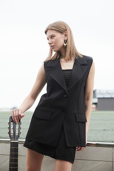 Jument Women's Collared Pocket Covered Lightweight Lycra Woven Fabric Oversize Blazer Vest-Black