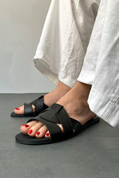 Mupa Shoes Μαύρες ματ γυναικείες παντόφλες