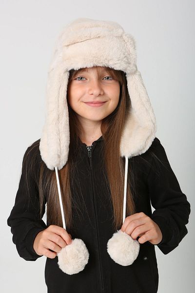 REMSA Béžová dětská plyšová čepice – s kožešinou a sluchátky, Model Rkş-Ç-04