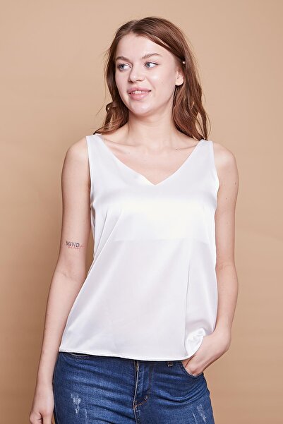 Jument Σατέν ύφασμα μπροστά και πίσω με λαιμόκοψη σε σχήμα V, αμάνικο στο εσωτερικό του σακάκι, κομψή μπλούζα-κρέμα