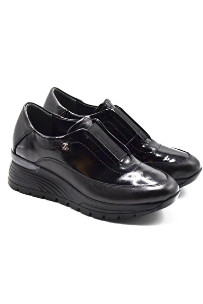 Venüs Kadın Airflow Deri Ayakkabı Siyah Rugan 2313031K