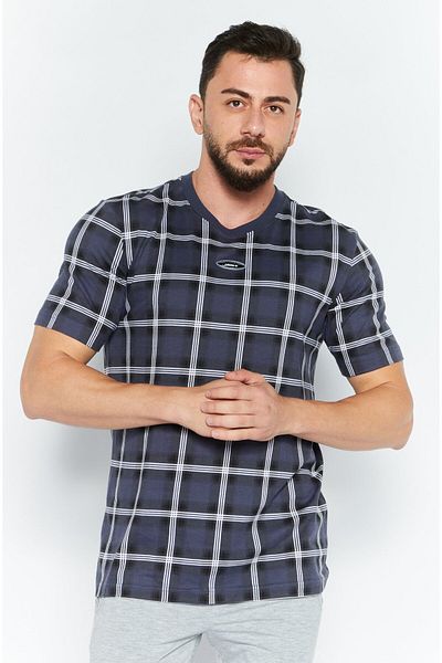 Adidas Originals Men Sportswear Fit Short Sleeves Outdoor T-shirt, Grey Combo
