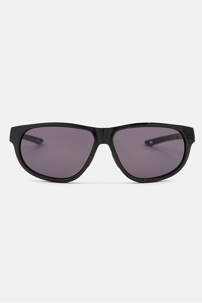 Under Armour نظارة شمسية UA INTENSITY Aviator للنساء، باللون الأسود