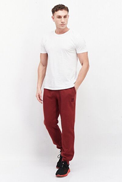Duck and Cover Men Regular Fit Brand Logo Drawstring Sweatpants, Maroon