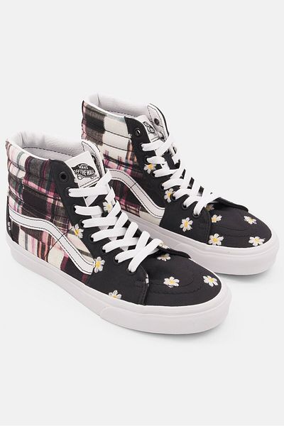 Vans Women High Cut Lace Up Skate Shoes, Black Combo