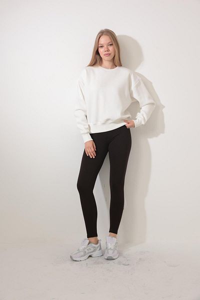 AMİDA Ecru Crew Neck Sweatshirt - Ethnic Flower Embroidery, 2438