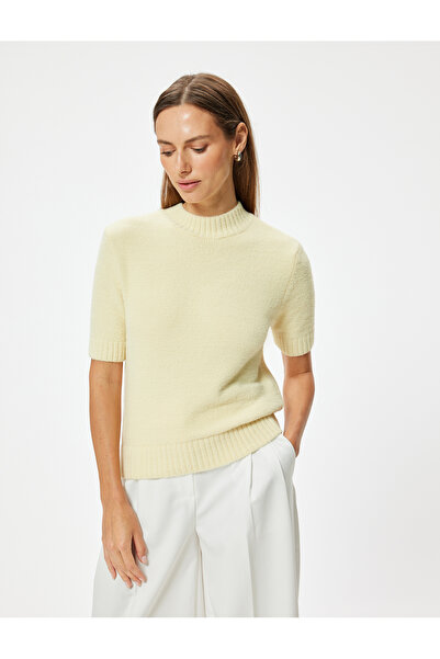 Koton Kısa Kollu Kazak Yumuşak Dokulu Dik Yaka