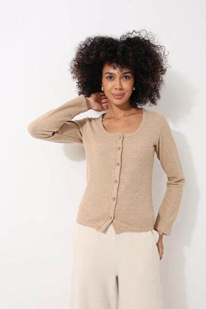 AMİDA كارديجان نسائي من قماش سالونيك بياقة دائرية وأزرار - 2442