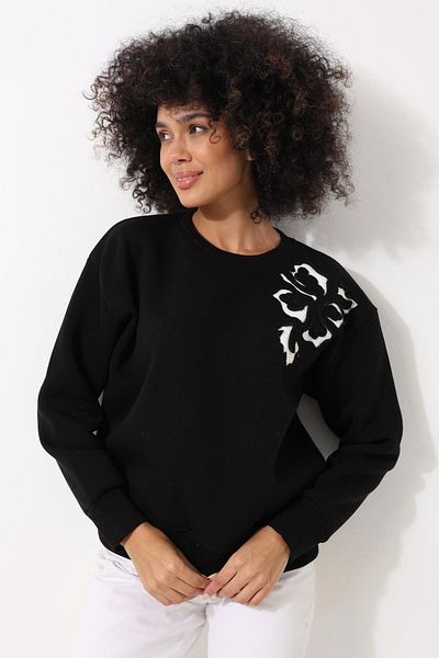 AMİDA Black Shoulder Laser Cut Flower Embroidery Detailed Crew Neck Oversize Women's Sweatshirt - 2448