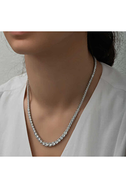 Genel Markalar Gümüş Süzme Beyaz Taşlı Su Yolu Kadın Kolye