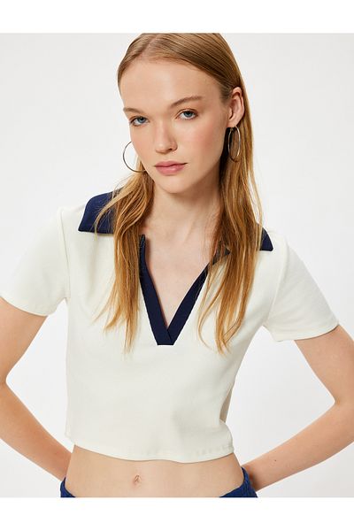 Koton Polo Neck Crop T-Shirt - Buttoned, Short Sleeve, Slim Fit Piping