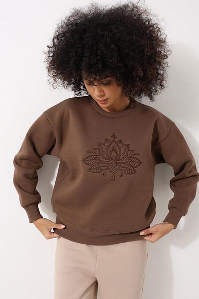 AMİDA Lotus Flower Embroidered Crew Neck Oversize Women's Sweatshirt - 2447
