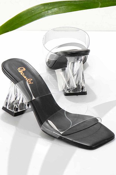 Bambi Women's Black Slippers K04124000509