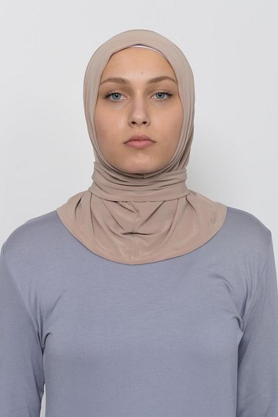 Altobeh Σκούρο μπεζ Hijab Φουλάρι - Σχεδιασμός έτοιμο με κουμπωτά
