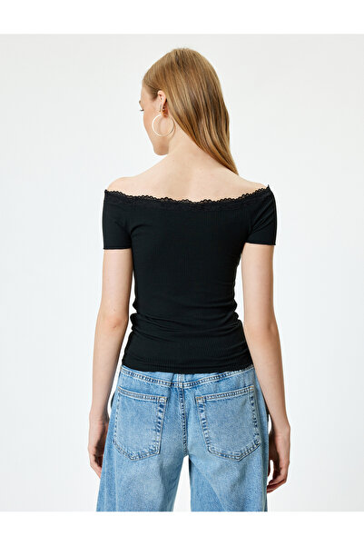 Koton Tričko Madonna s límečkem a krajkovým detailem s krátkým rukávem