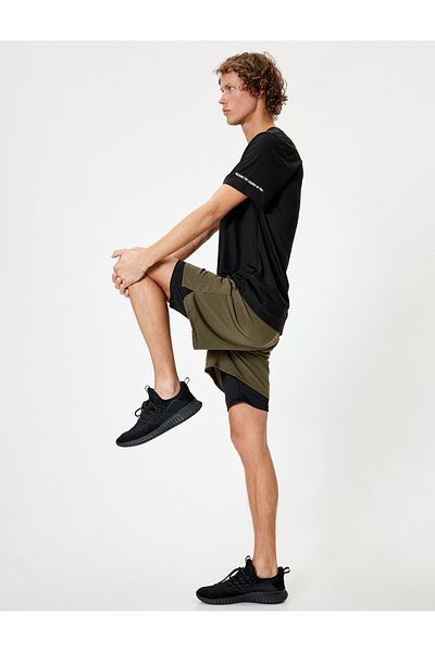 Koton Αθλητικό σορτς Parachute με Color Blocking Καλσόν - Λεπτομέρεια τσέπης