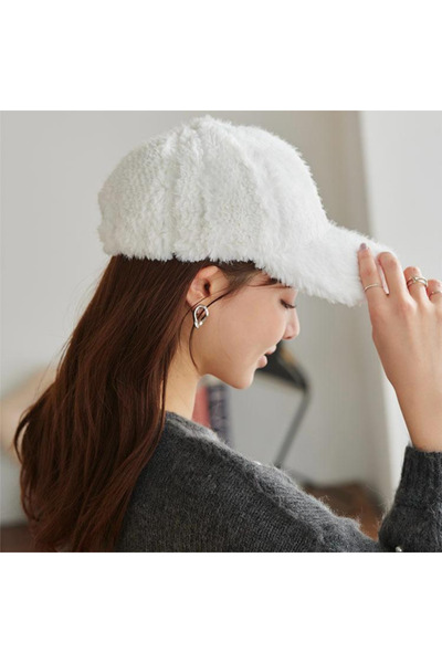 SEZGİN HOME Kadın Kışlık Peluş Şapka Kep Trendy Baseball Hat