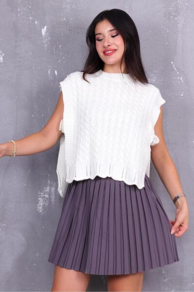 ZEYWEAR Sweater with Side Tie Detail