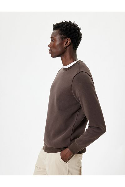 Koton Langärmliges, geripptes Sweatshirt mit Rundhalsausschnitt – Basic