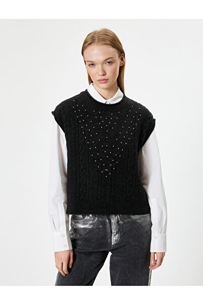 Koton Strickpullover mit Steindetail - Rundhalsausschnitt, ärmellos