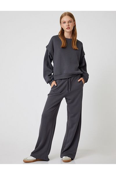 Koton Basic Oversize Sweatshirt - Raster, Long Sleeve, Crew Neck, Stitching Detail