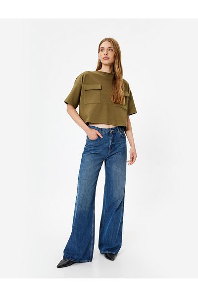 Koton Capped Pocket Detailed Short Sleeve Crew Neck Crop T-Shirt