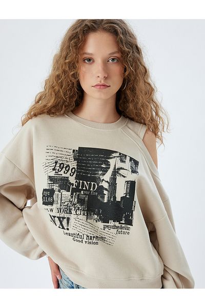 Koton Crew Neck Raised Oversize Sweatshirt - Window Detailed Print