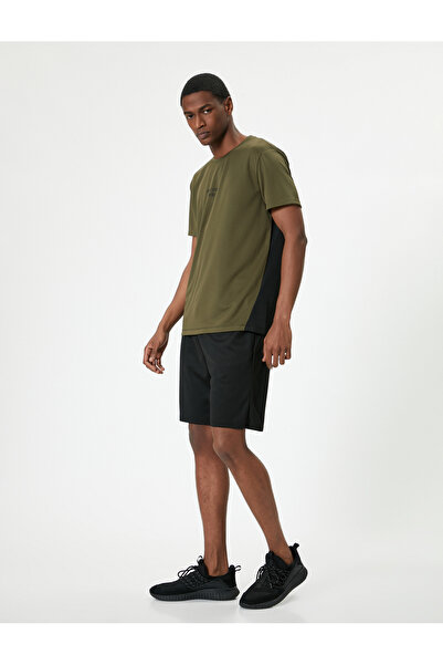 Koton Αθλητικό μπλουζάκι Color Blocked Slogan Printed - Crew Neck