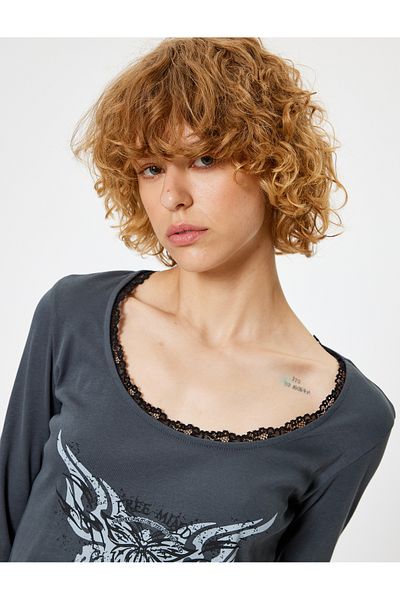 Koton Long Sleeve Printed Slim Fit Lace Detailed Crop T-Shirt