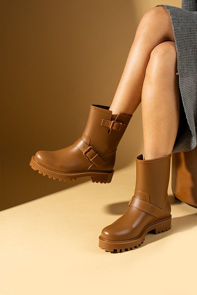 Pembe Potin Women's Tan Comfortable Fit Waterproof Rain Boots