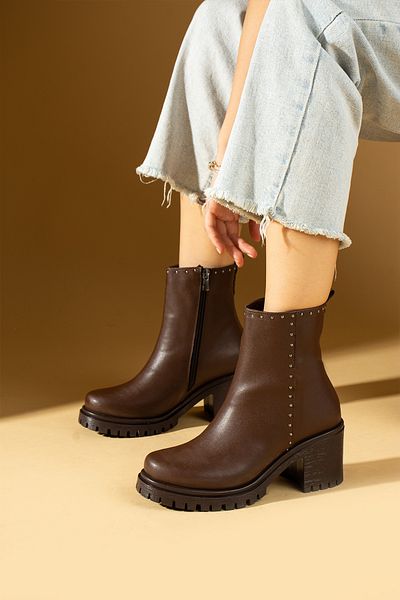 Pembe Potin Women's Brown Poly Sole Zippered Comfortable Fit Warm Lining Heeled Boots