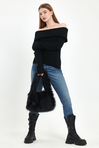 Fluffy Turkey حقيبة باجيت بلاك آنجل / حقيبة كتف نسائية من الفرو الصناعي الأسود (BOY:19 EN:27)