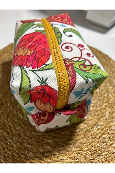 MADE BY PERİ Floral, Stain-Proof, Washable Fabric Makeup Bag/Pencil Holder.