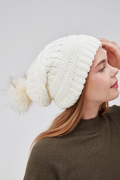 derikem Women's Winter Stylish Pompom Lined Knitted Beanie