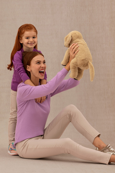 U.S. Polo Assn. Women's Magnolia V-Neck Basic Sweater 50276570-Vr034