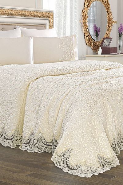 Kelebek Double Blanket Set in Special Box