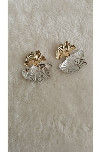 GÜRLER Leaf Pattern Two Color Dangle Earrings