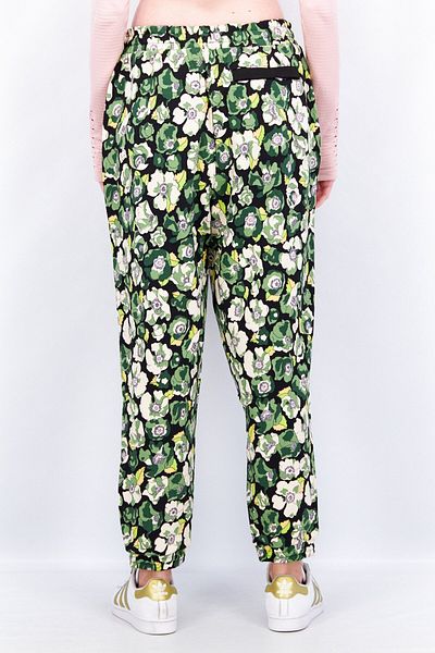 Puma Women Sportswear Fit Floral Print Training Sweatpants, Green Combo