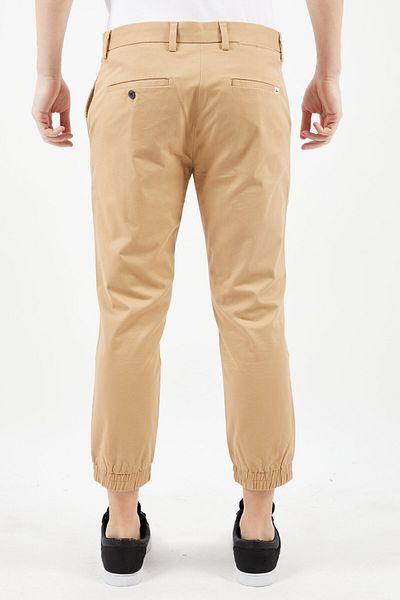 Lacoste Men Slim Fit Solid Stretchable Chino, Dark Grey