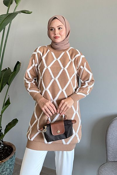 InStyle Striped Pearl Detail Camel Knitwear Sweater