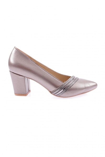 DGN Kadın Yuvarlak Burun Önü Tokalı Topuklu Ayakkabı Platin Lazer 7252328