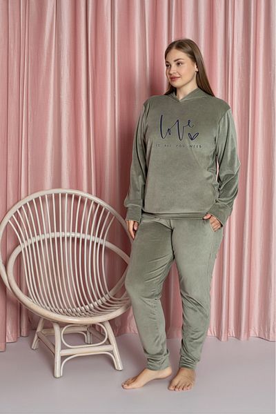 Lady Light Green Plus Size Velvet Pajama Set