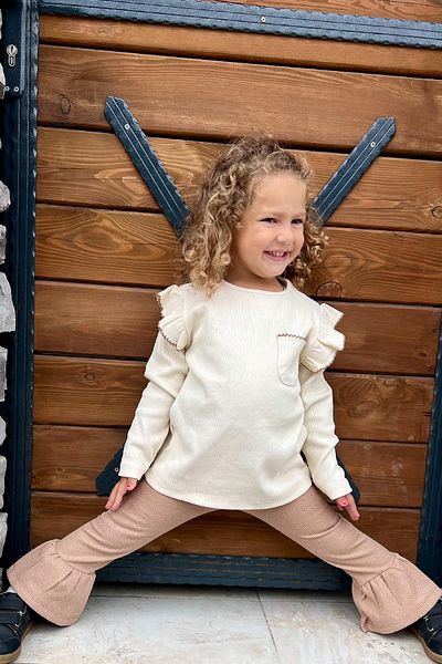 meqlife Girl's Beige Flare Leg Set - Crochet Detailed