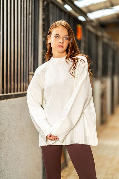 VerdeBlanco White Oversize Thick Corded Balloon Sleeve Sweater