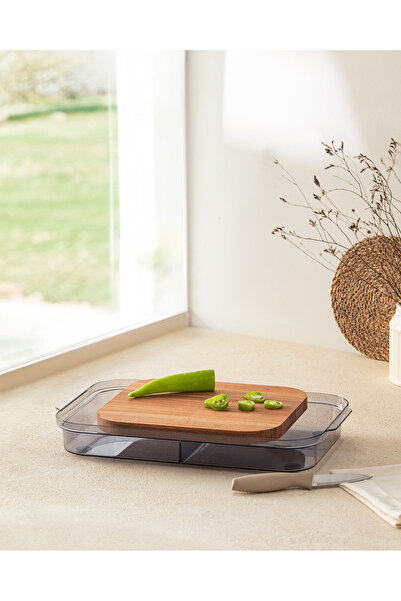 Madame Coco Placă de tăiat din lemn Eolya cu cameră