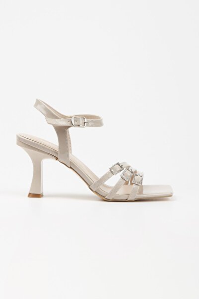 UYEGE سلسلة Zambak - حذاء بكعب نسائي مزين بثلاثة أحجار